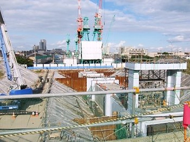 排水樋管新設工事のようす